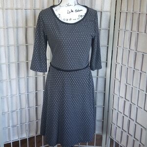 Max Studio low waist 3/4 sleeves knee length gray dress L